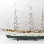 687 8246 SHIP MODEL